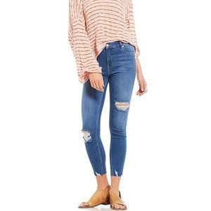 FREE PEOPLE • shark bite raw hem skinnies